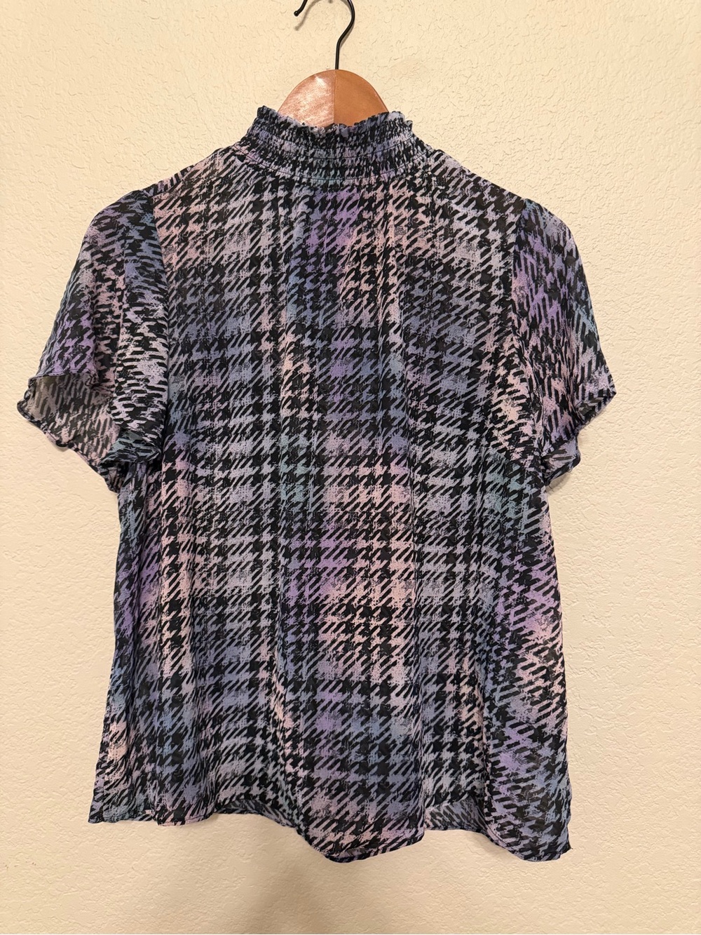 Torrid Chiffon Mock Neck Black & Pastel Plaid Short Sleeve Top Large Torrid 00